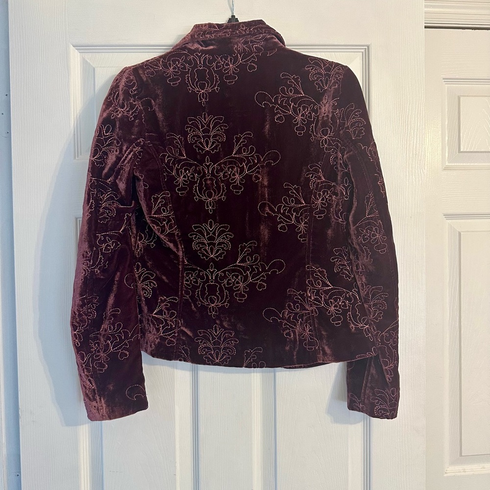 Old Navy Burgundy Velvet Blazer with Embroidery - Picture 4 of 4
